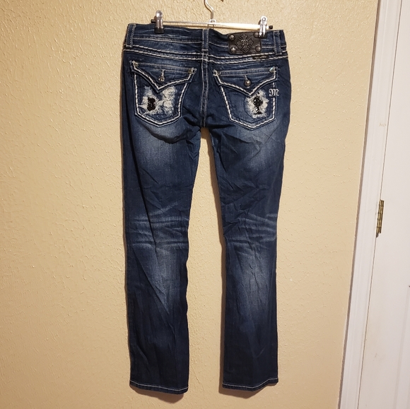Miss Me Jeans Rhinestone Crop Capri Distressed Size 27 - Picture 2 of 6